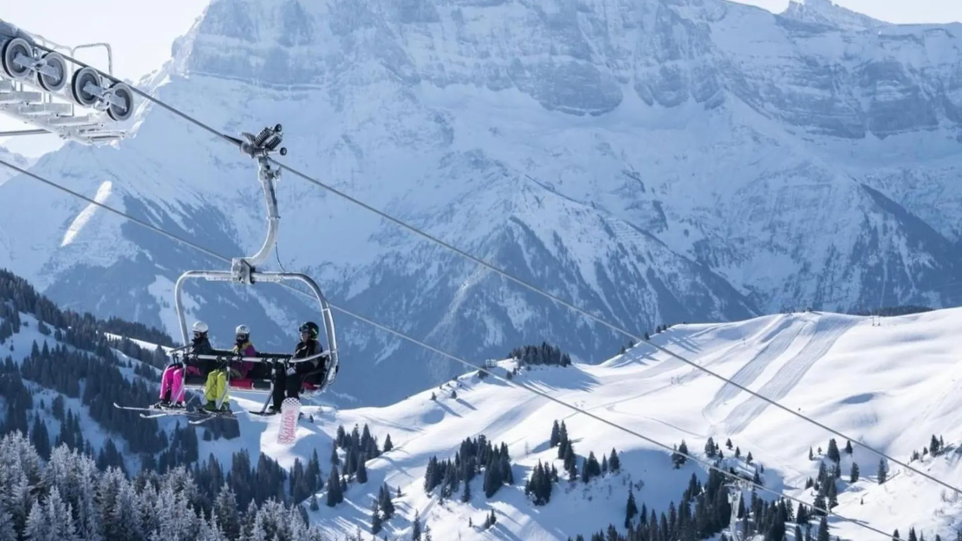 Apartment In Chatel With Balcony 0*,  Frankrig